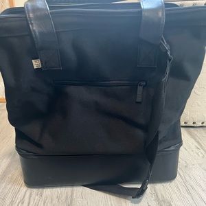 Beis Weekender bag
